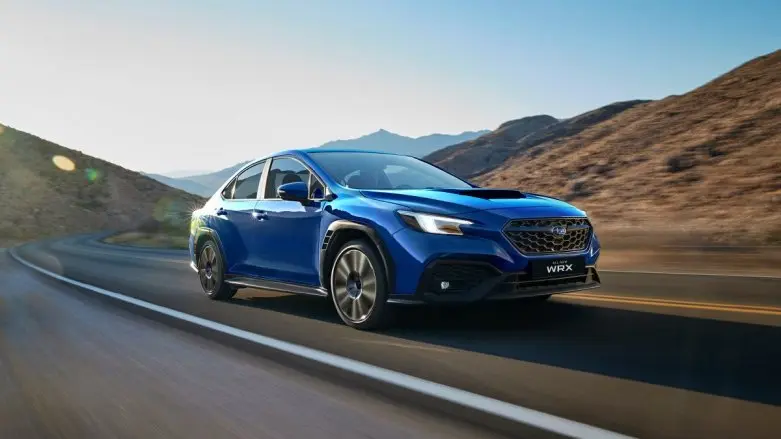 Sedán tipo de automóvil: Principales características